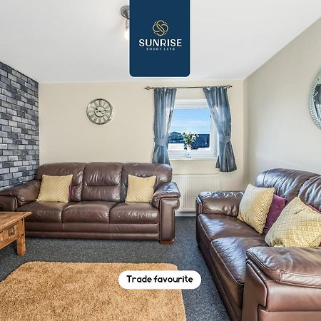The Law, Has 4 Rooms With Tvs, 2 Bathrooms, Central, Free Parking, Fully Equipped, Contractor And Trades Favourite, 5 Mins To Centre - Long Stays, Invoice And Reduced Price Are Only Via Sunrise Short Lets Данді Екстер'єр фото