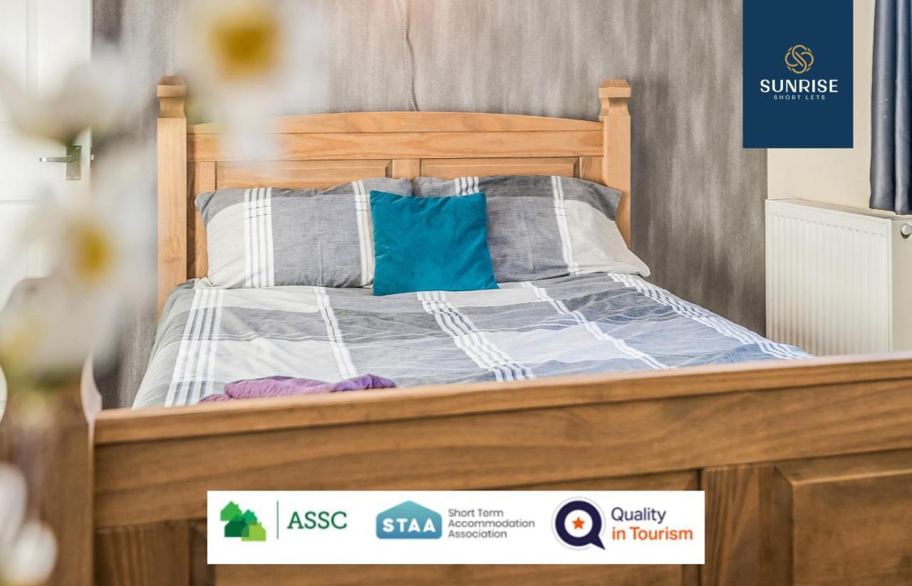 The Law, Has 4 Rooms With Tvs, 2 Bathrooms, Central, Free Parking, Fully Equipped, Contractor And Trades Favourite, 5 Mins To Centre - Long Stays, Invoice And Reduced Price Are Only Via Sunrise Short Lets Данді Екстер'єр фото